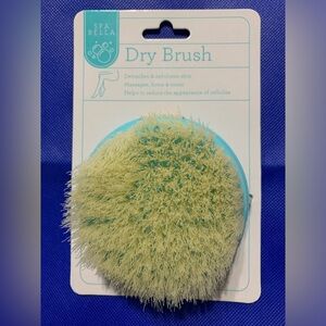 SPA BELLA DRY BRUSH for exfoliating and Detoxification of the skin. New in pkg.